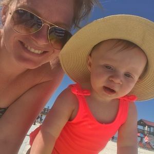 Meet your Posher, Roxanne